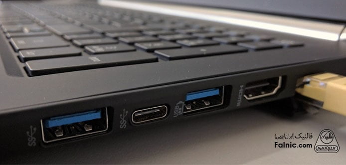 پورت USB لپ تاپ با رنگ آبی